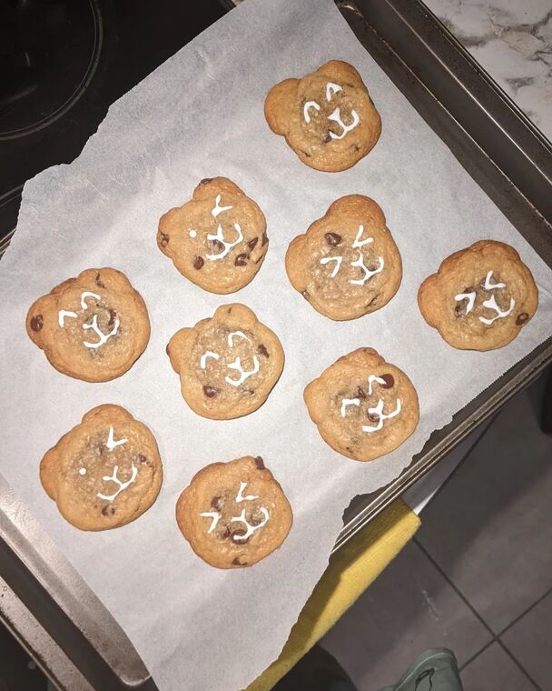 Soft Chocolate Chip Cookies