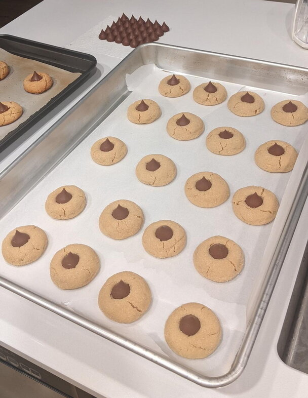Peanut Butter Kiss Cookies